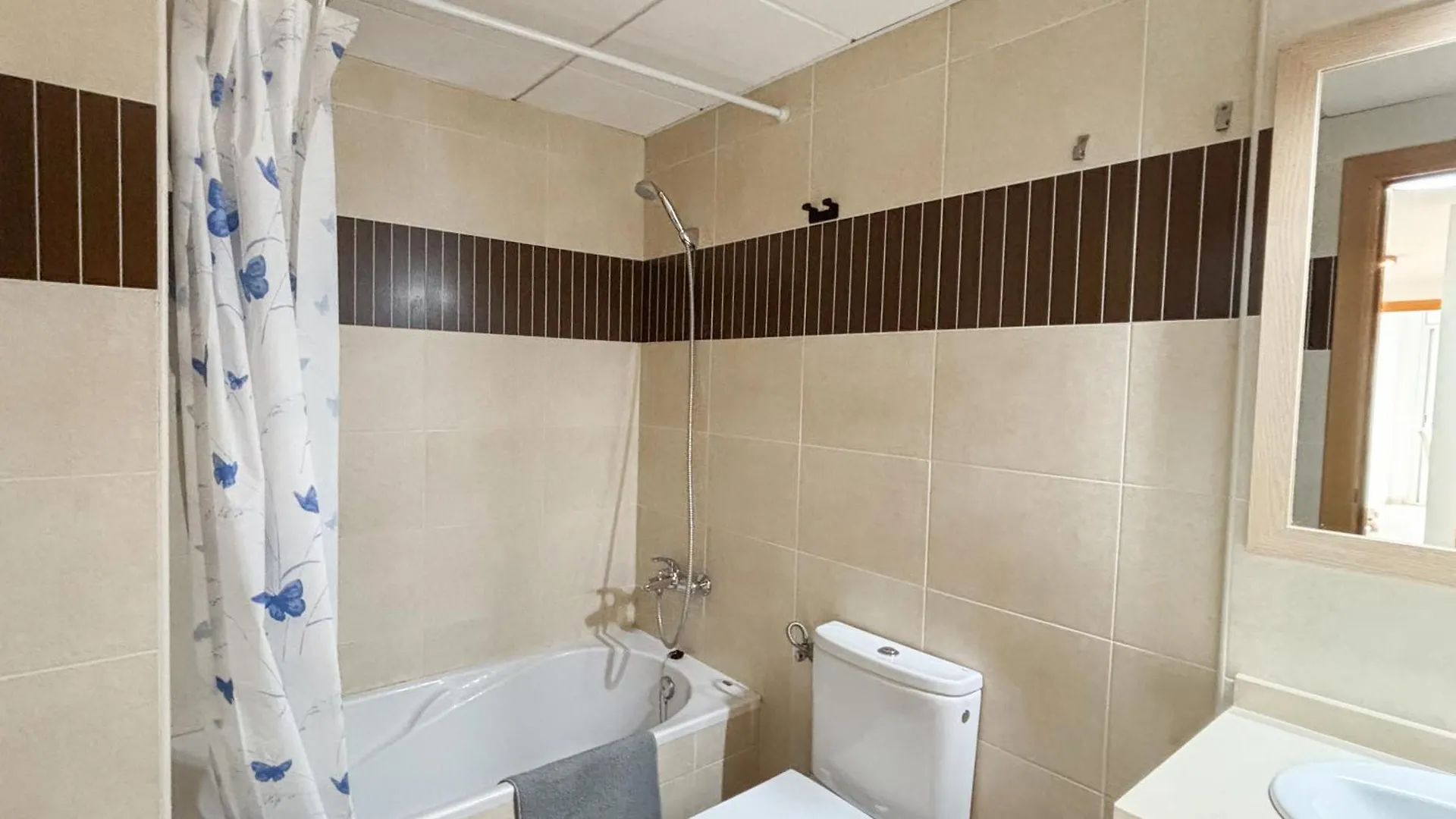 סאלו Clauhomes Paradise Village ספרד